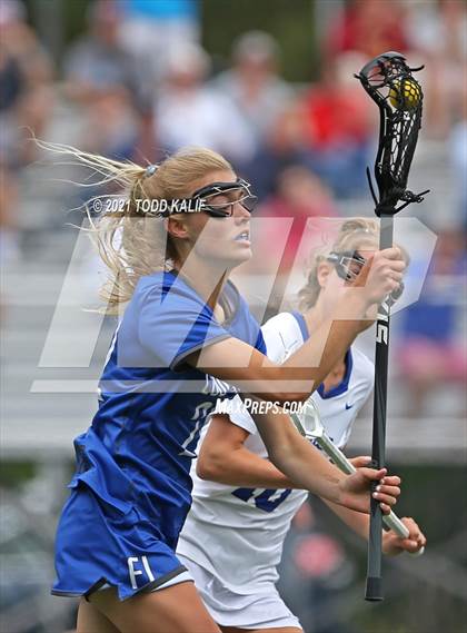 Thumbnail 1 in Darien vs. Ludlowe  (CIAC Class L Final) photogallery.