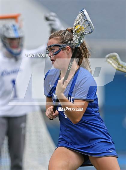 Thumbnail 3 in Darien vs. Ludlowe  (CIAC Class L Final) photogallery.