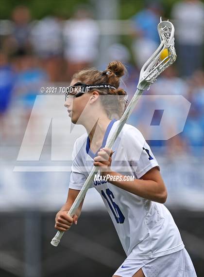 Thumbnail 2 in Darien vs. Ludlowe  (CIAC Class L Final) photogallery.