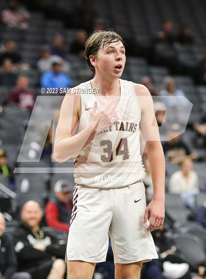 Thumbnail 3 in Lynwood @ Sierra (CIF Divison 5 Final) photogallery.