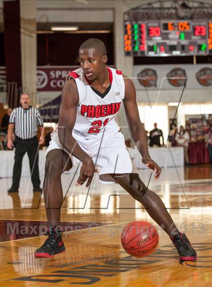 Thumbnail 1 in Belchertown vs Springfield Renaissance (Spalding Hoophall Classic) photogallery.