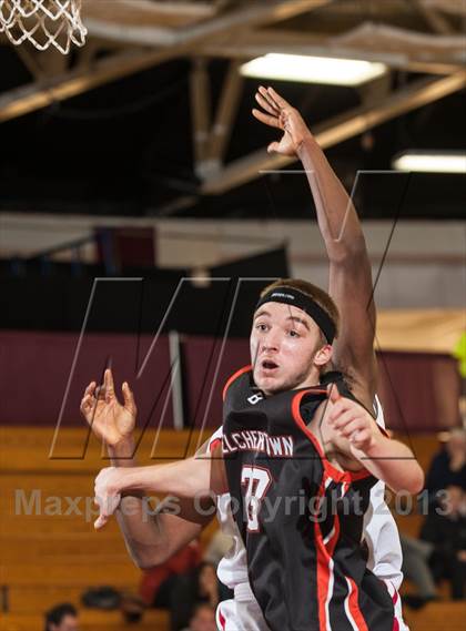 Thumbnail 1 in Belchertown vs Springfield Renaissance (Spalding Hoophall Classic) photogallery.