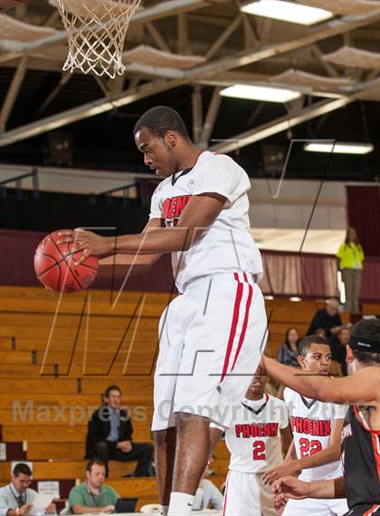 Thumbnail 3 in Belchertown vs Springfield Renaissance (Spalding Hoophall Classic) photogallery.
