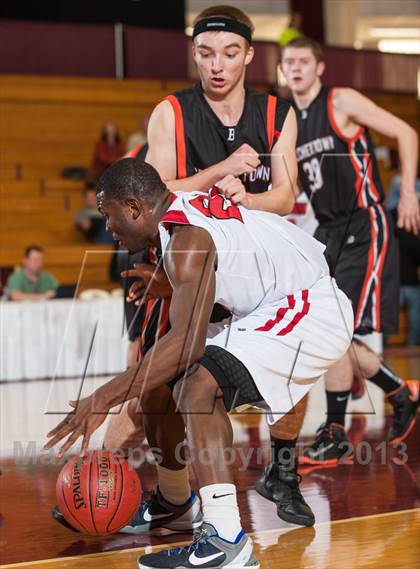 Thumbnail 1 in Belchertown vs Springfield Renaissance (Spalding Hoophall Classic) photogallery.