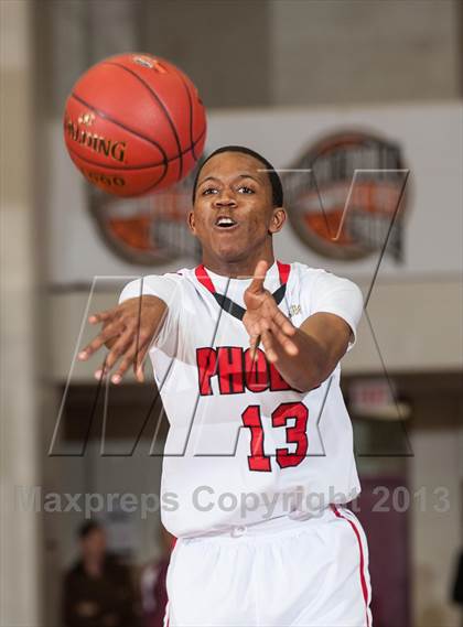 Thumbnail 1 in Belchertown vs Springfield Renaissance (Spalding Hoophall Classic) photogallery.