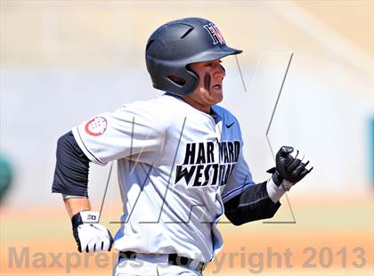 Thumbnail 1 in Venice vs. Harvard-Westlake (National High School Invitational) photogallery.