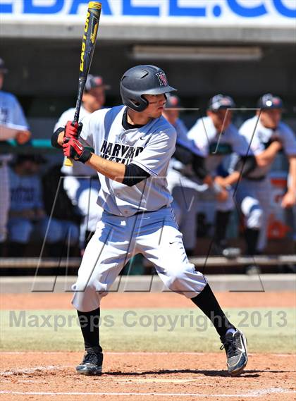 Thumbnail 3 in Venice vs. Harvard-Westlake (National High School Invitational) photogallery.