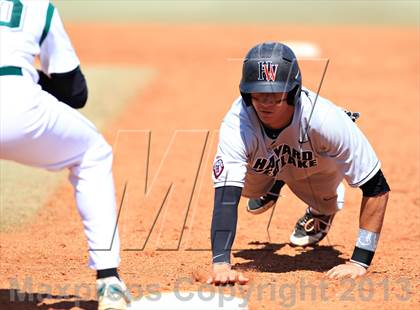 Thumbnail 2 in Venice vs. Harvard-Westlake (National High School Invitational) photogallery.