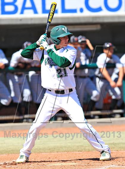 Thumbnail 1 in Venice vs. Harvard-Westlake (National High School Invitational) photogallery.