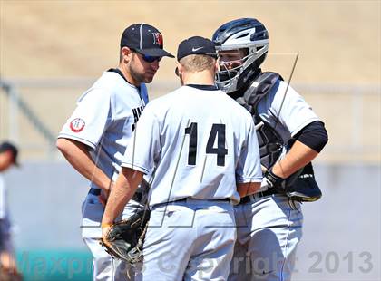 Thumbnail 1 in Venice vs. Harvard-Westlake (National High School Invitational) photogallery.