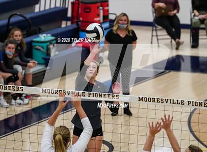 Thumbnail 2 in Terre Haute North Vigo vs. Plainfield (IHSAA 4A Sectional) photogallery.
