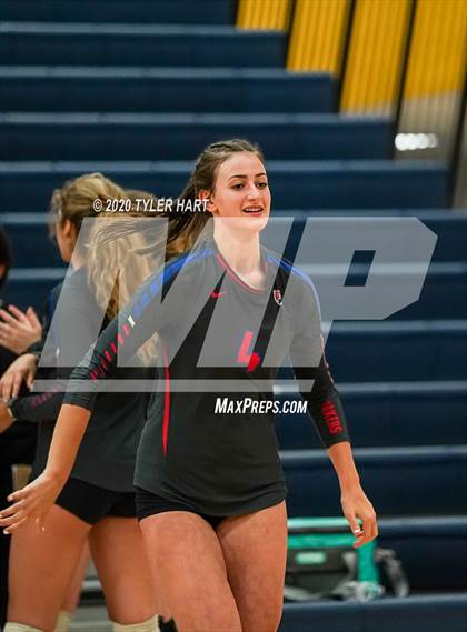 Thumbnail 1 in Terre Haute North Vigo vs. Plainfield (IHSAA 4A Sectional) photogallery.