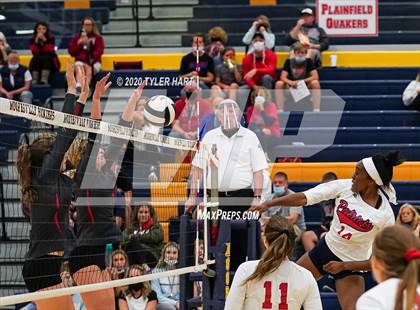 Thumbnail 1 in Terre Haute North Vigo vs. Plainfield (IHSAA 4A Sectional) photogallery.