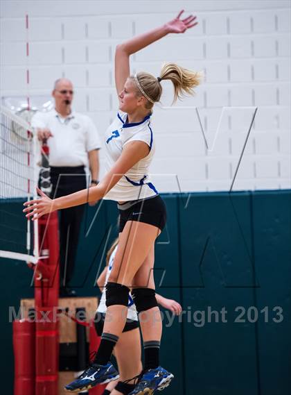 Thumbnail 3 in Poudre vs. Longmont (Smoky Hill Buff Classic) photogallery.