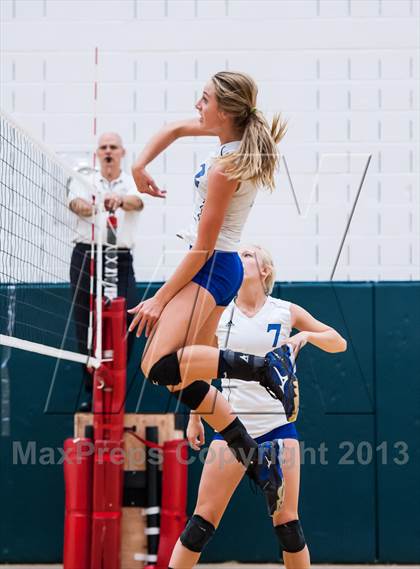 Thumbnail 3 in Poudre vs. Longmont (Smoky Hill Buff Classic) photogallery.