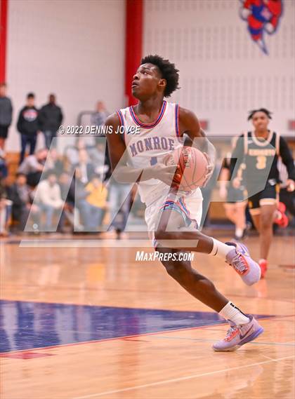 Thumbnail 3 in McQuaid Jesuit @ Monroe photogallery.