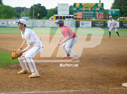 Thumbnail 2 in Grassfield @ Great Bridge photogallery.
