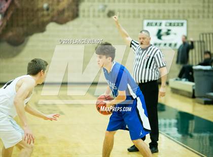 Thumbnail 3 in Arapahoe vs. Fruita Monument photogallery.