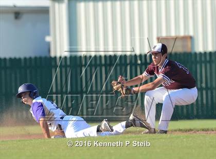 Thumbnail 3 in Vermilion Catholic @ Ascension Catholic (LHSAA 1A Quarterfinal Playoff) photogallery.