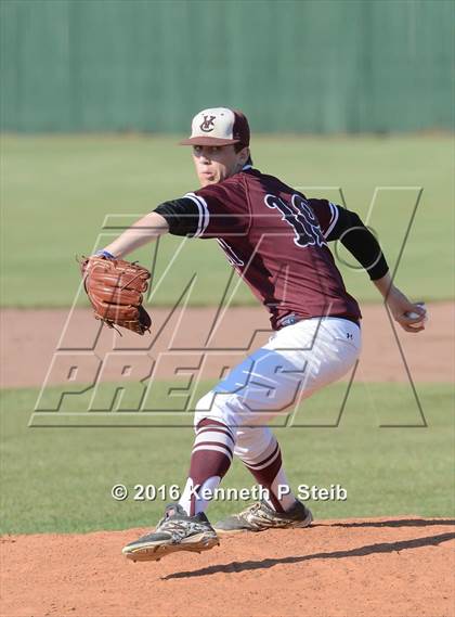 Thumbnail 3 in Vermilion Catholic @ Ascension Catholic (LHSAA 1A Quarterfinal Playoff) photogallery.