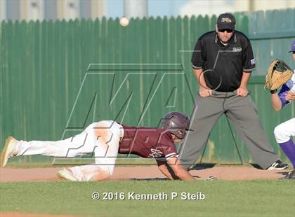 Thumbnail 2 in Vermilion Catholic @ Ascension Catholic (LHSAA 1A Quarterfinal Playoff) photogallery.