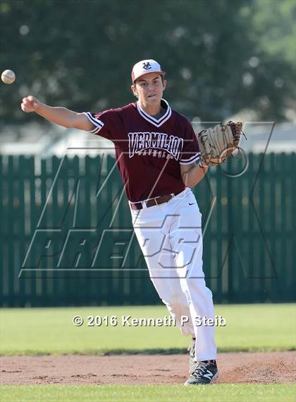 Thumbnail 3 in Vermilion Catholic @ Ascension Catholic (LHSAA 1A Quarterfinal Playoff) photogallery.