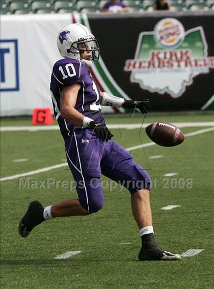Thumbnail 3 in Aquinas vs. Elder (Kirk Herbstreit Varsity Football Series) photogallery.