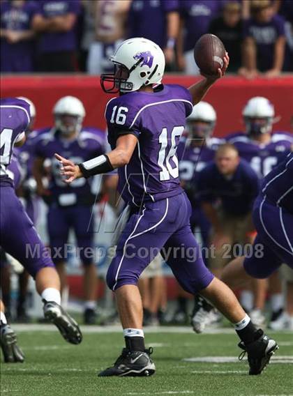 Thumbnail 3 in Aquinas vs. Elder (Kirk Herbstreit Varsity Football Series) photogallery.