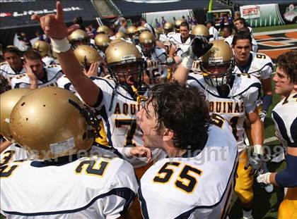 Thumbnail 3 in Aquinas vs. Elder (Kirk Herbstreit Varsity Football Series) photogallery.