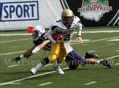 Thumbnail 3 in Aquinas vs. Elder (Kirk Herbstreit Varsity Football Series) photogallery.