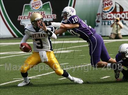 Thumbnail 1 in Aquinas vs. Elder (Kirk Herbstreit Varsity Football Series) photogallery.