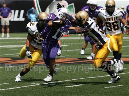 Thumbnail 3 in Aquinas vs. Elder (Kirk Herbstreit Varsity Football Series) photogallery.