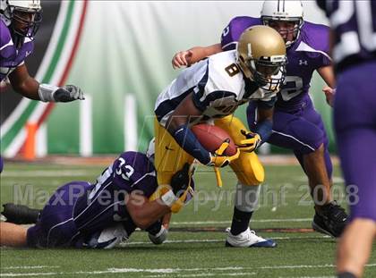 Thumbnail 1 in Aquinas vs. Elder (Kirk Herbstreit Varsity Football Series) photogallery.