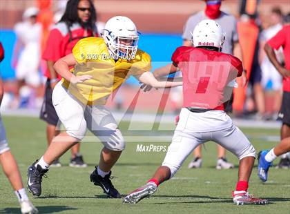 Thumbnail 3 in JV: Brock vs Midlothian Heritage (Scrimmage) photogallery.