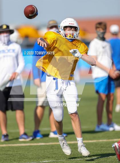 Thumbnail 1 in JV: Brock vs Midlothian Heritage (Scrimmage) photogallery.