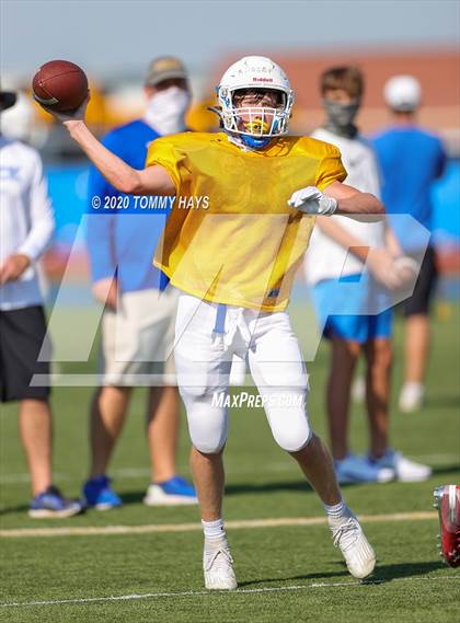 Thumbnail 3 in JV: Brock vs Midlothian Heritage (Scrimmage) photogallery.