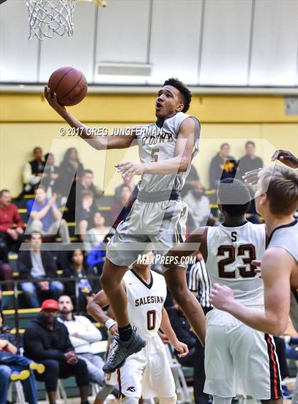 Thumbnail 3 in Bishop O'Dowd vs. Salesian College Preparatory photogallery.