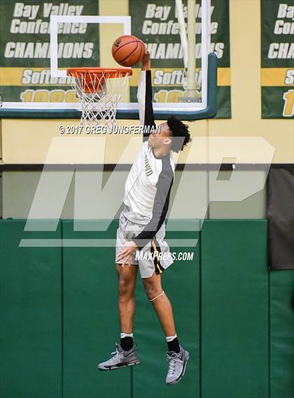Thumbnail 1 in Bishop O'Dowd vs. Salesian College Preparatory photogallery.