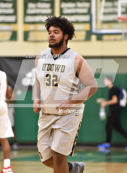 Thumbnail 2 in Bishop O'Dowd vs. Salesian College Preparatory photogallery.
