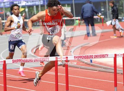 Thumbnail 2 in PIAA 2A & 3A Finals photogallery.