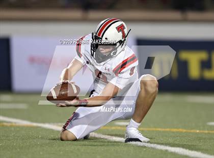 Thumbnail 2 in Lee @ John Tyler photogallery.