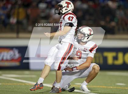 Thumbnail 3 in Lee @ John Tyler photogallery.