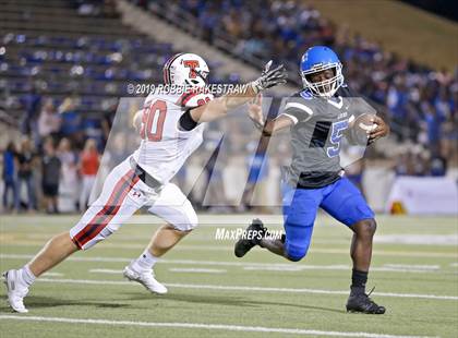 Thumbnail 3 in Lee @ John Tyler photogallery.