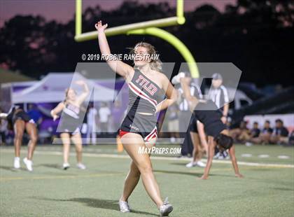 Thumbnail 3 in Lee @ John Tyler photogallery.