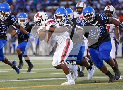 Thumbnail 1 in Lee @ John Tyler photogallery.