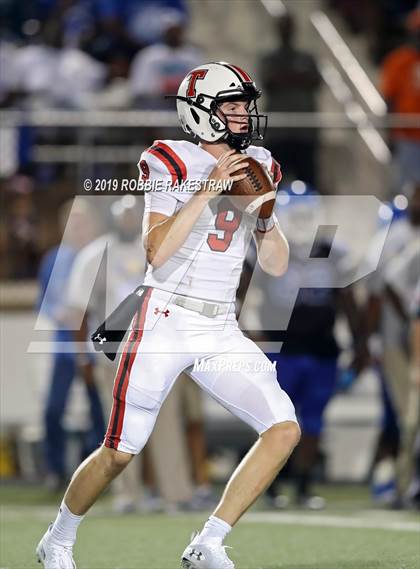 Thumbnail 1 in Lee @ John Tyler photogallery.