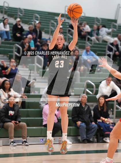 Thumbnail 3 in Brentwood School vs. Sage Hill (MIra Costa Classic) photogallery.