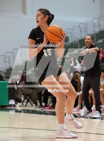 Thumbnail 1 in Brentwood School vs. Sage Hill (MIra Costa Classic) photogallery.