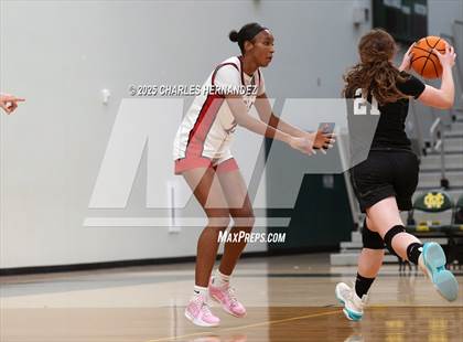 Thumbnail 1 in Brentwood School vs. Sage Hill (MIra Costa Classic) photogallery.
