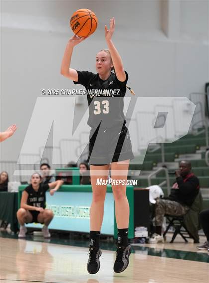 Thumbnail 1 in Brentwood School vs. Sage Hill (MIra Costa Classic) photogallery.